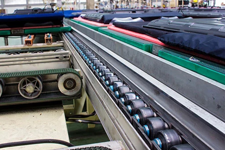 Complete belt line metallic construction